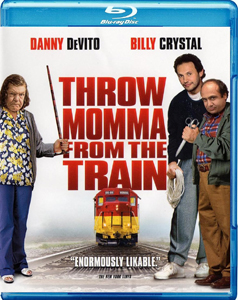 ‘Throw Momma from the Train’ (1987) a decent throwaway comedy
                       